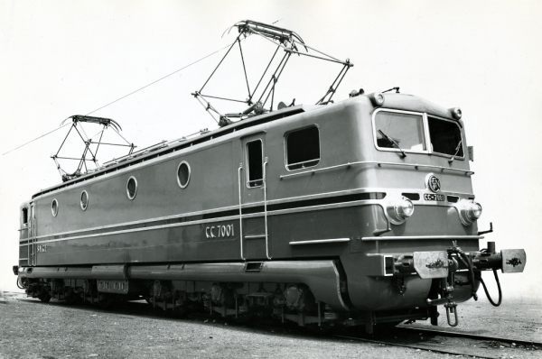 REE MB-060S, machine CC 7104, dépôt de Paris SO, époque III